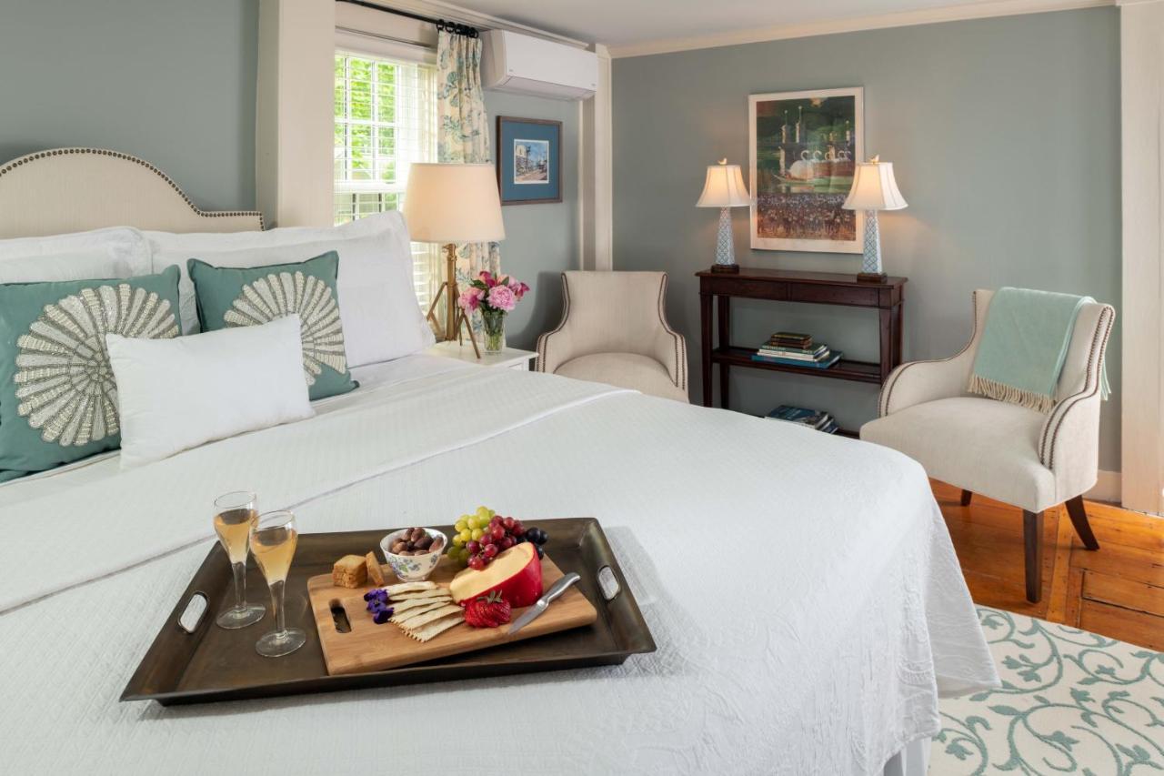 The Inn At Yarmouth Port Extérieur photo